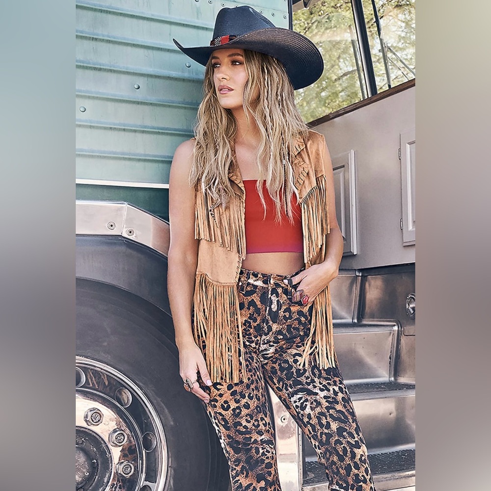 Wrangler x Lainey Wilson Festival Fringe Vest